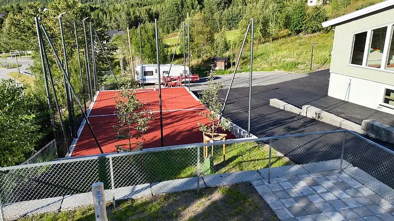 Tveit skole